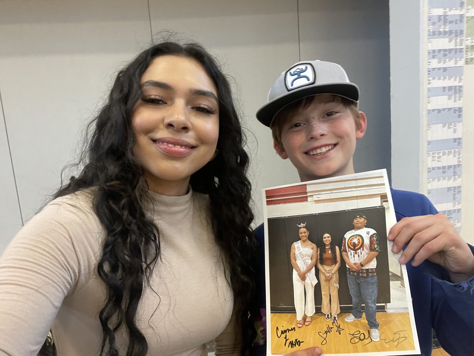Stella Standingbear with fans at a meet and greet